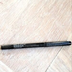 Sugar Cosmetics Kohl Of Honour Intense Kajal 01 Black Out Black